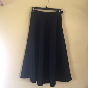 Women’s a-line dressy black skirt vintage